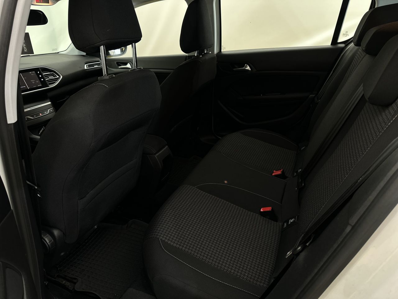 Peugeot 308 | 9