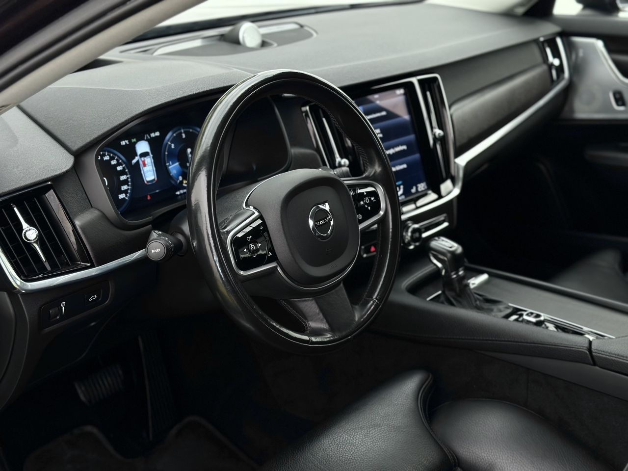 Volvo V90 | 7