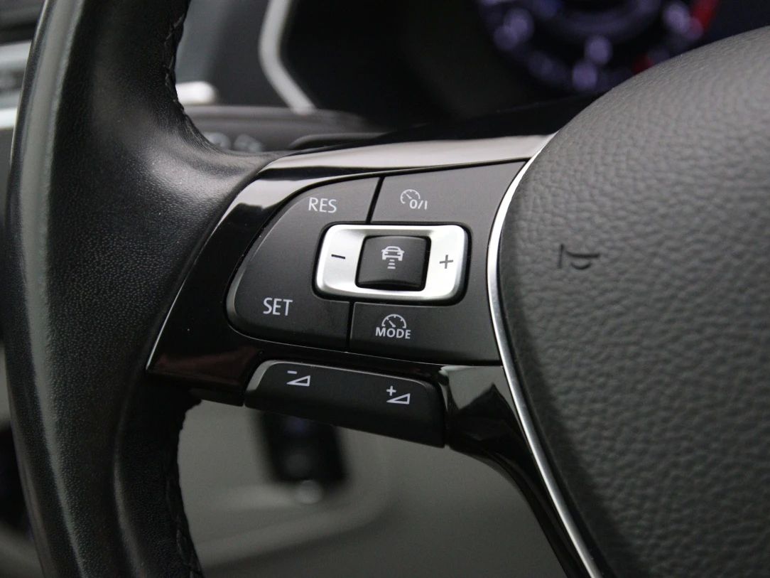 Volkswagen Tiguan | 32