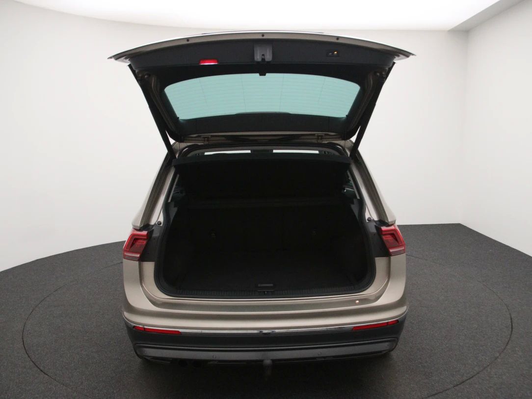 Volkswagen Tiguan | 43