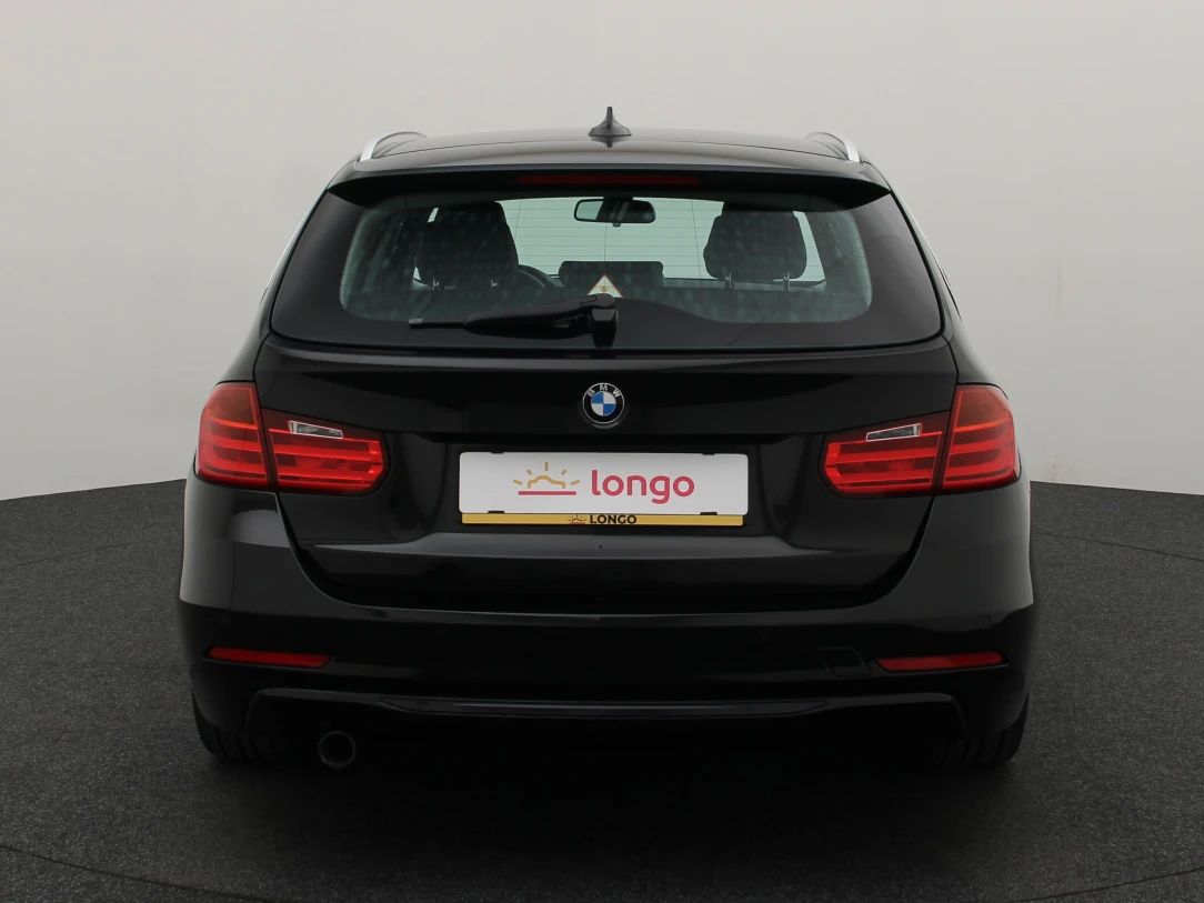 BMW 320 | 4