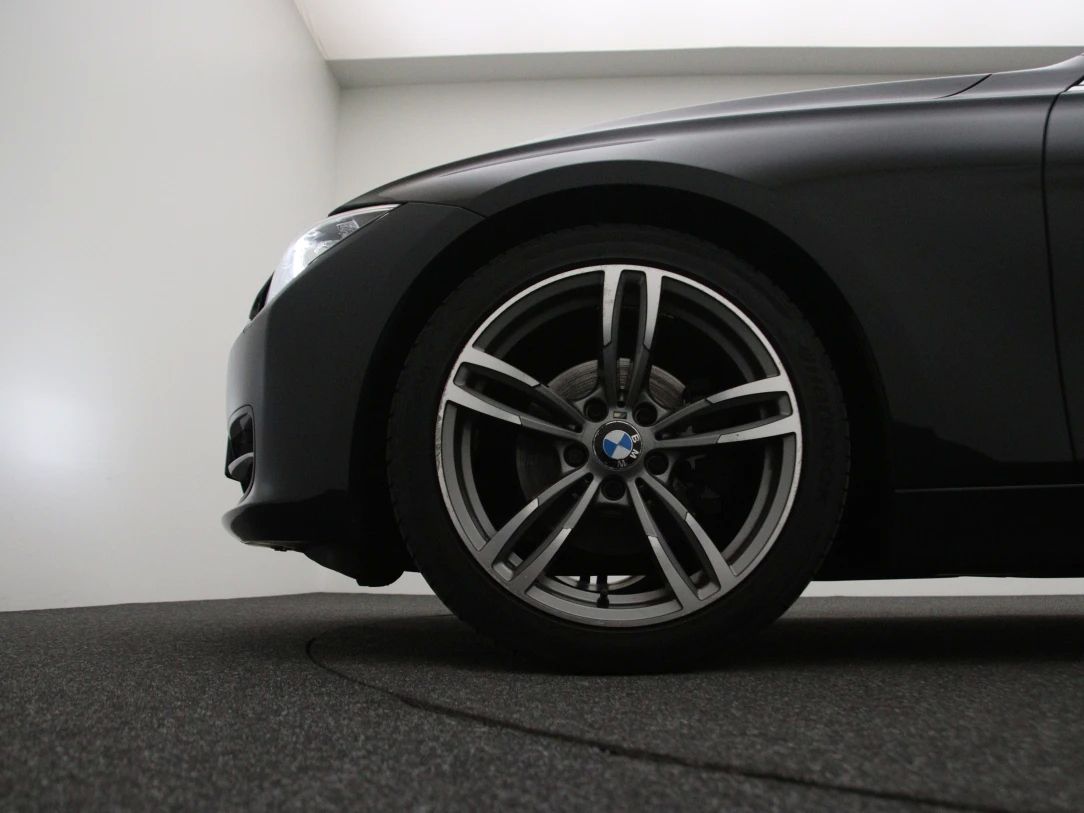 BMW 320 | 27