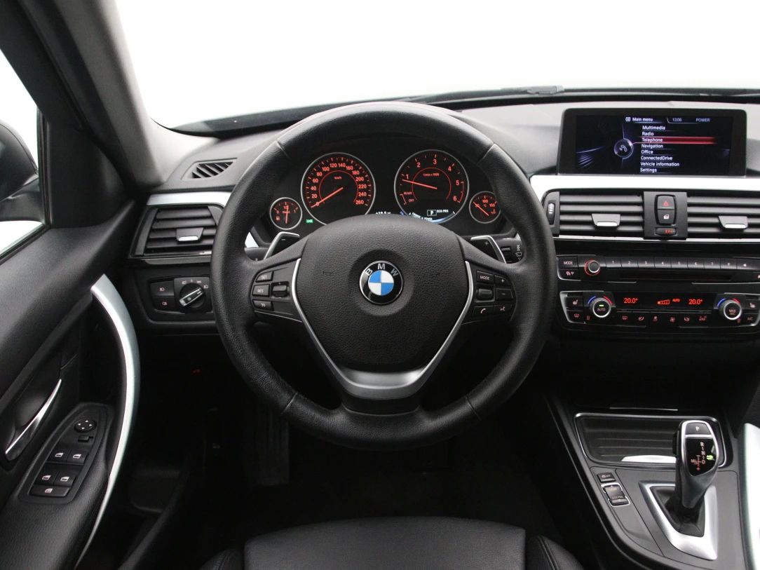 BMW 320 | 16