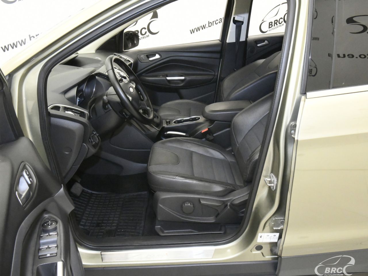 Ford Kuga | 19