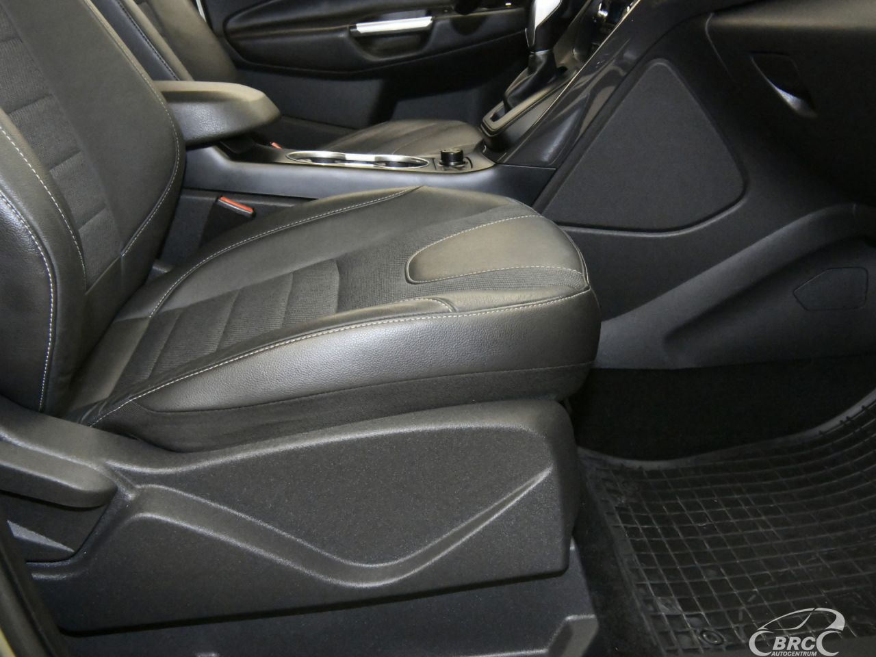 Ford Kuga | 5