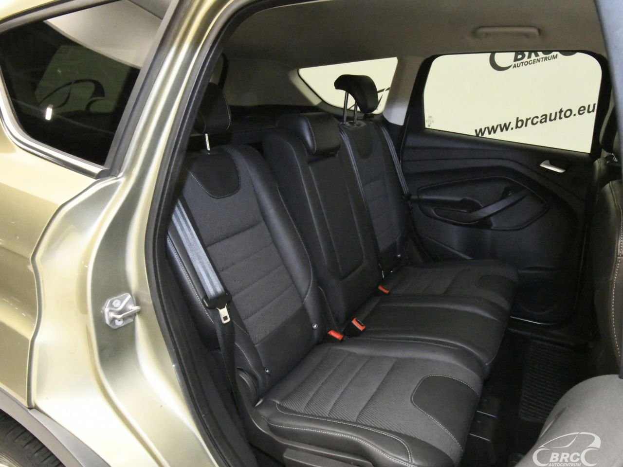 Ford Kuga | 10