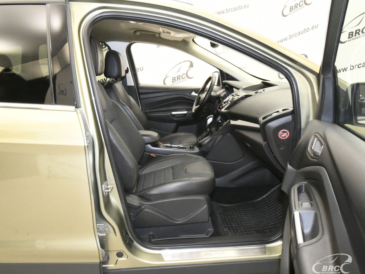 Ford Kuga | 3
