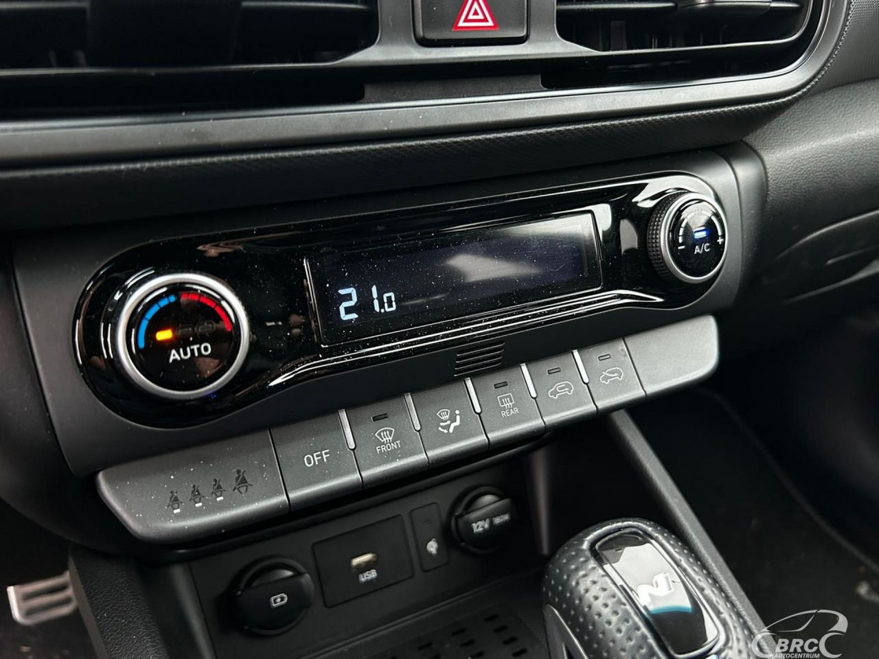Hyundai Kona | 18