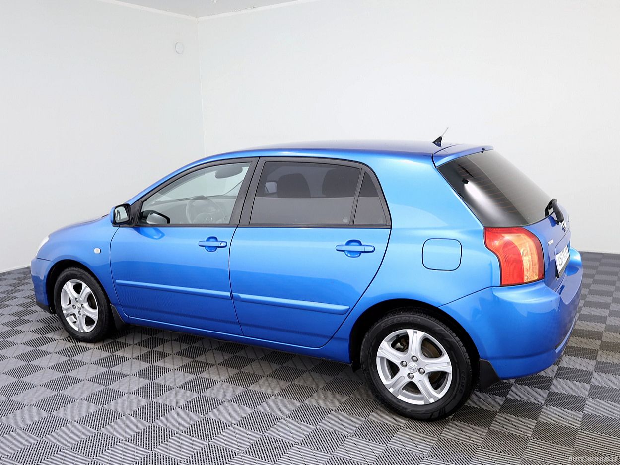 Toyota Corolla | 3