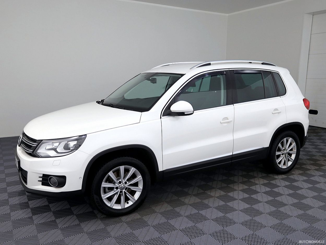 Volkswagen Tiguan | 1