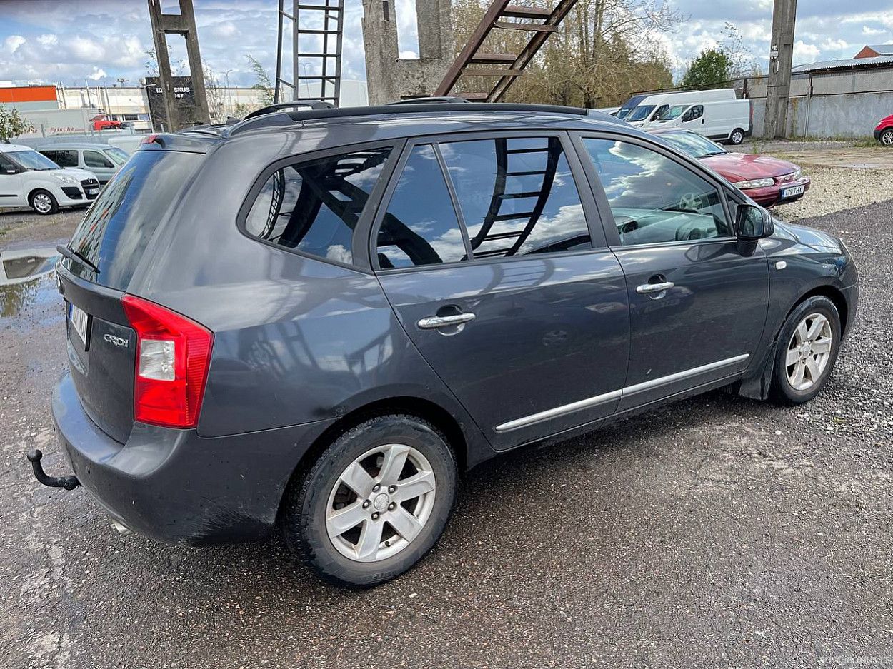 Kia Carens | 2