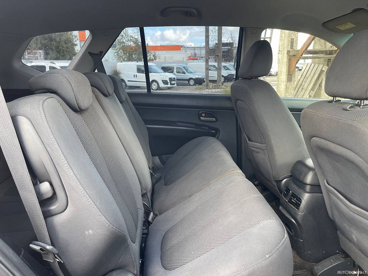 Kia Carens | 6