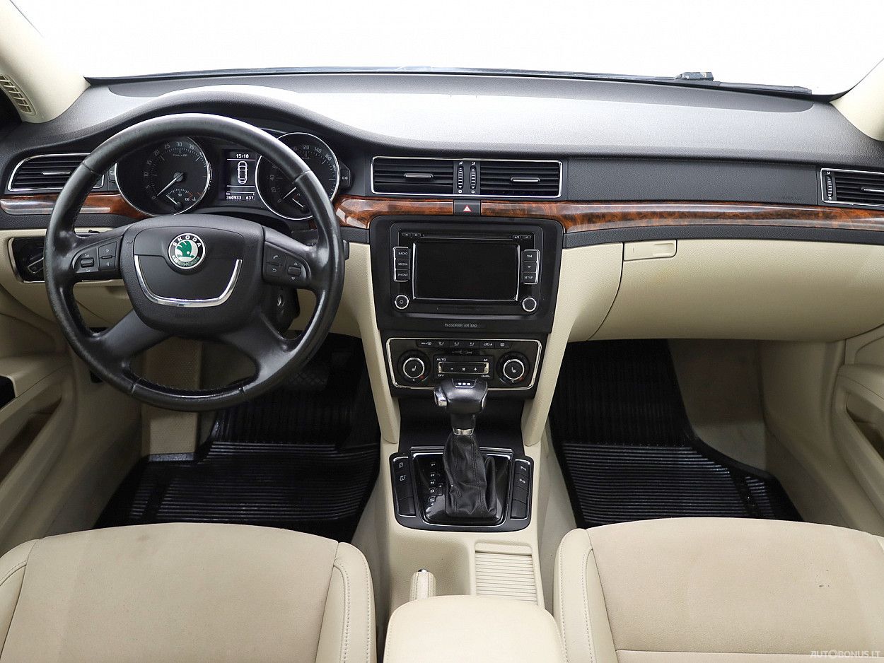 Skoda Superb | 4
