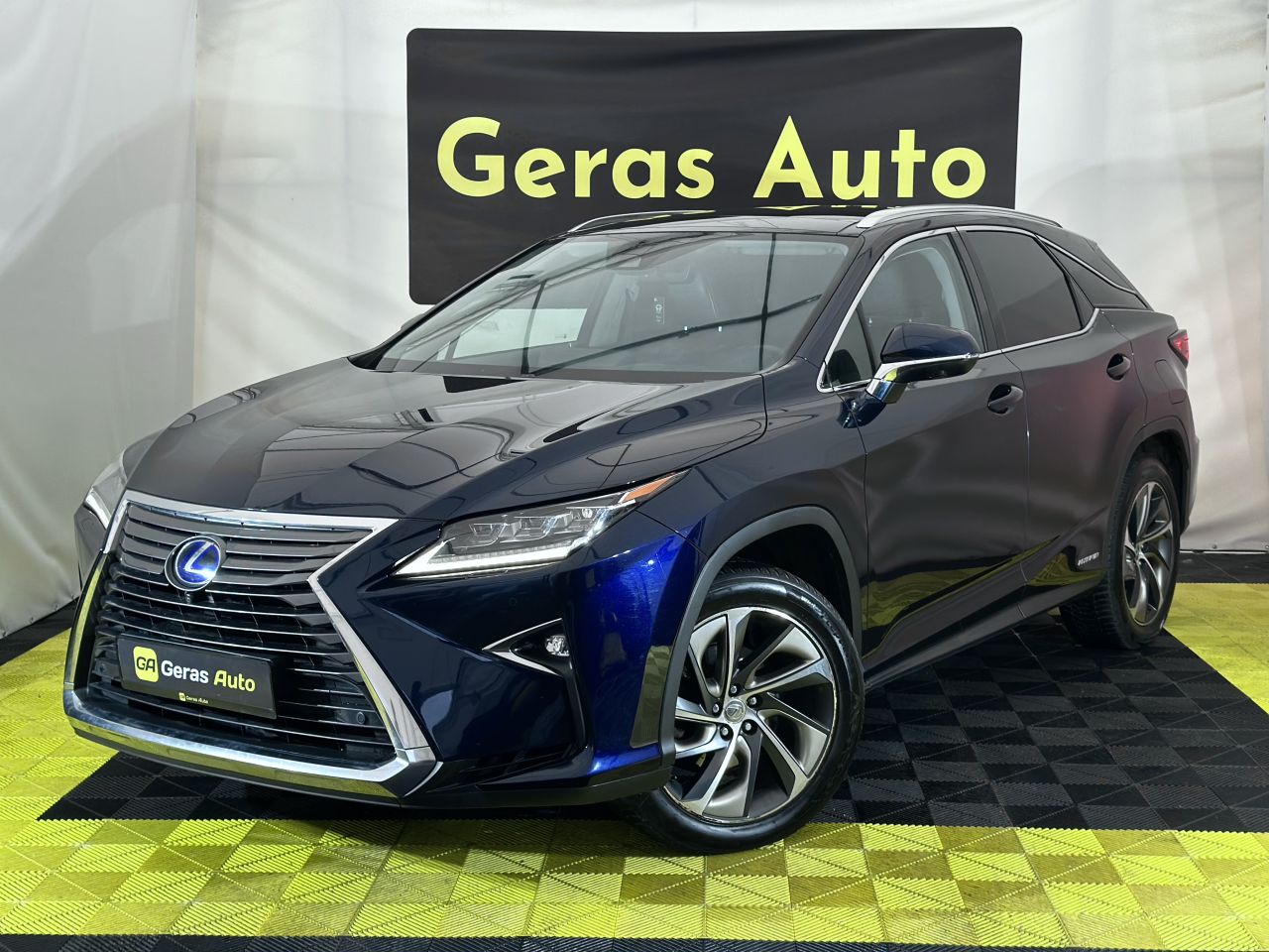 Lexus RX 450h, cross-country