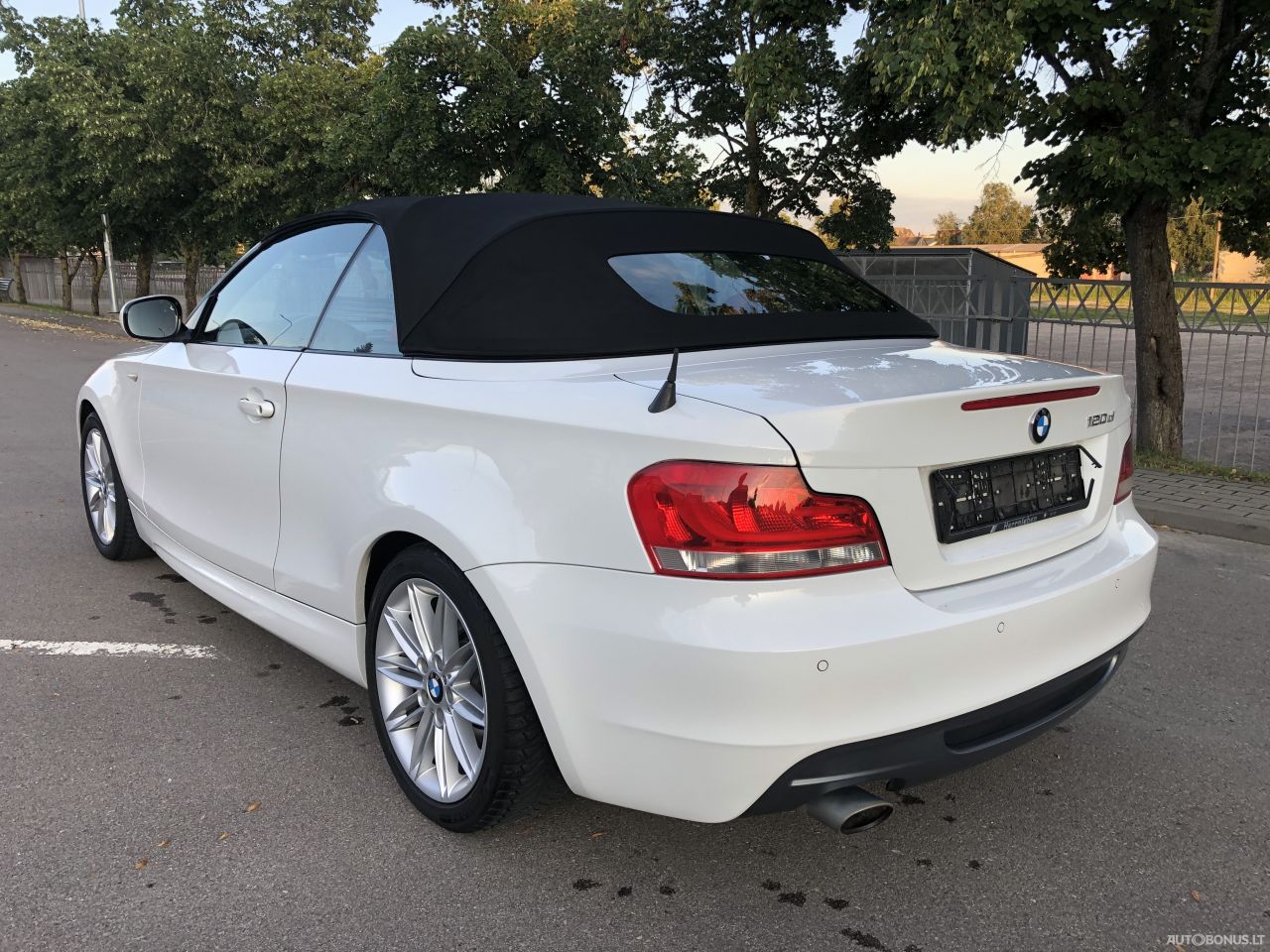 BMW 120 | 12