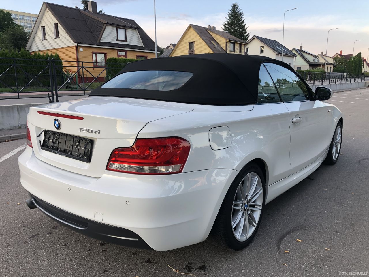 BMW 120 | 13