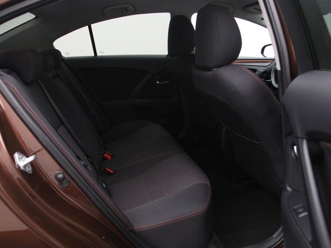 Toyota Avensis | 14