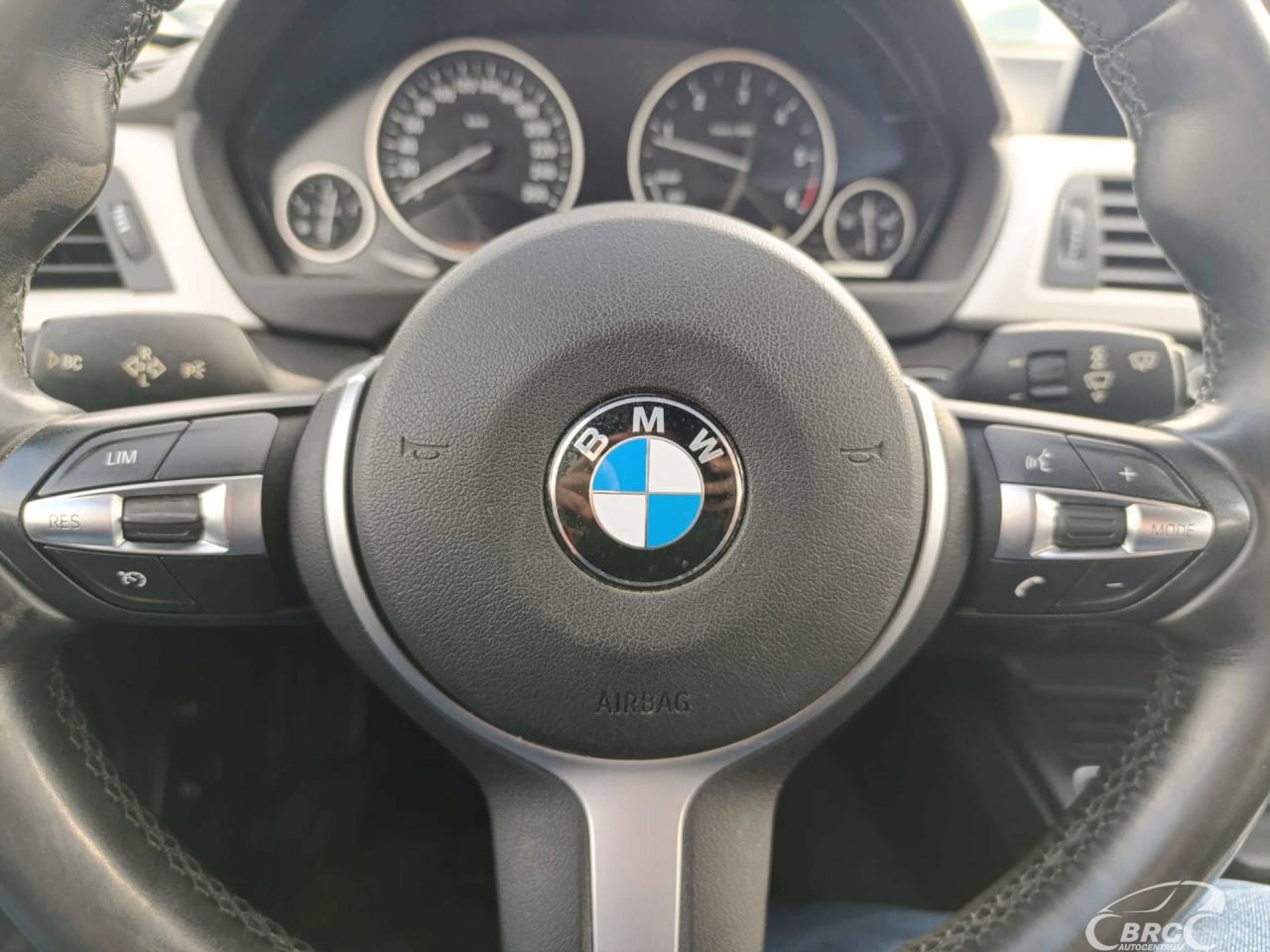 BMW 320 | 15
