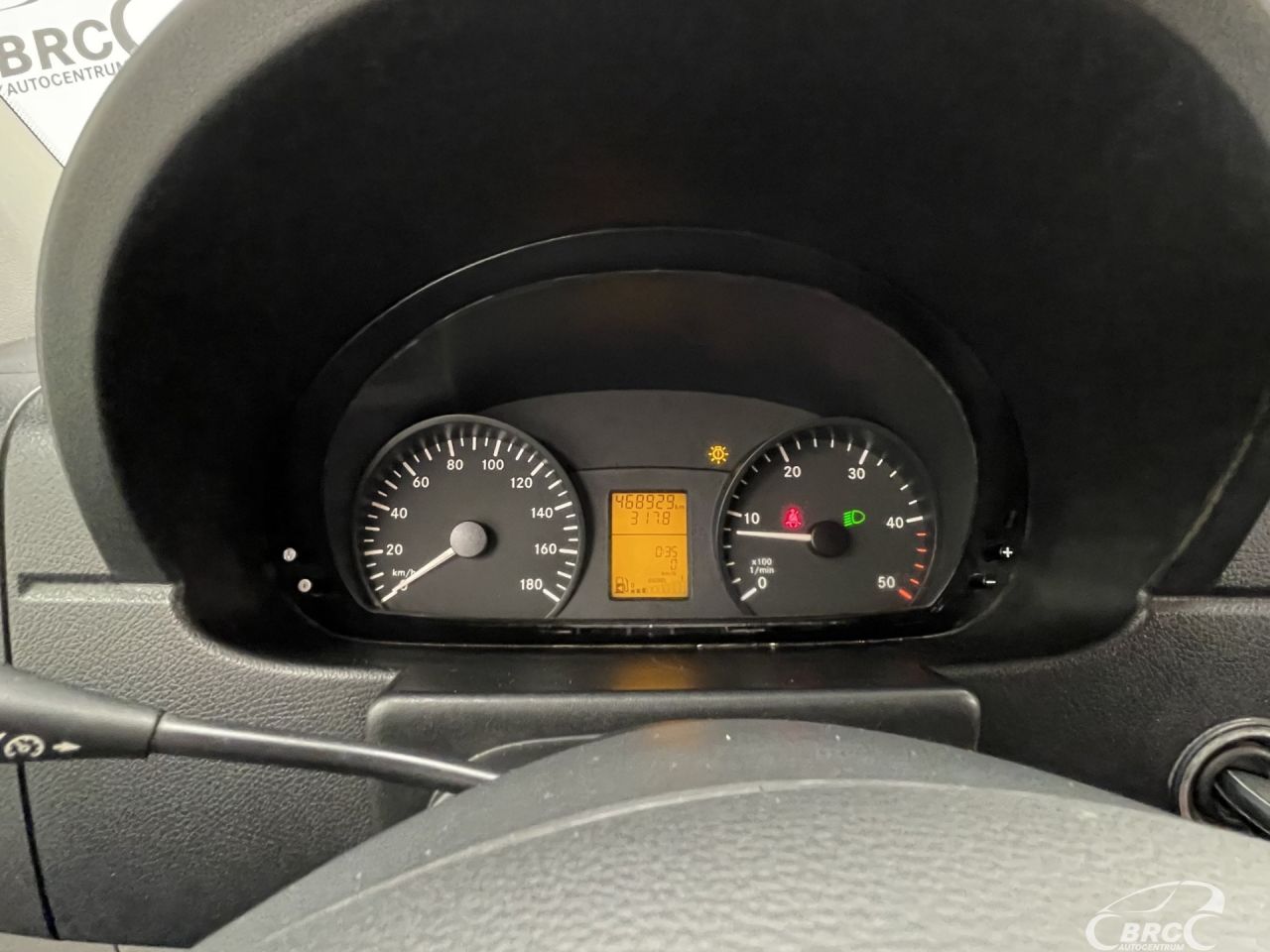 Mercedes-Benz Sprinter | 28