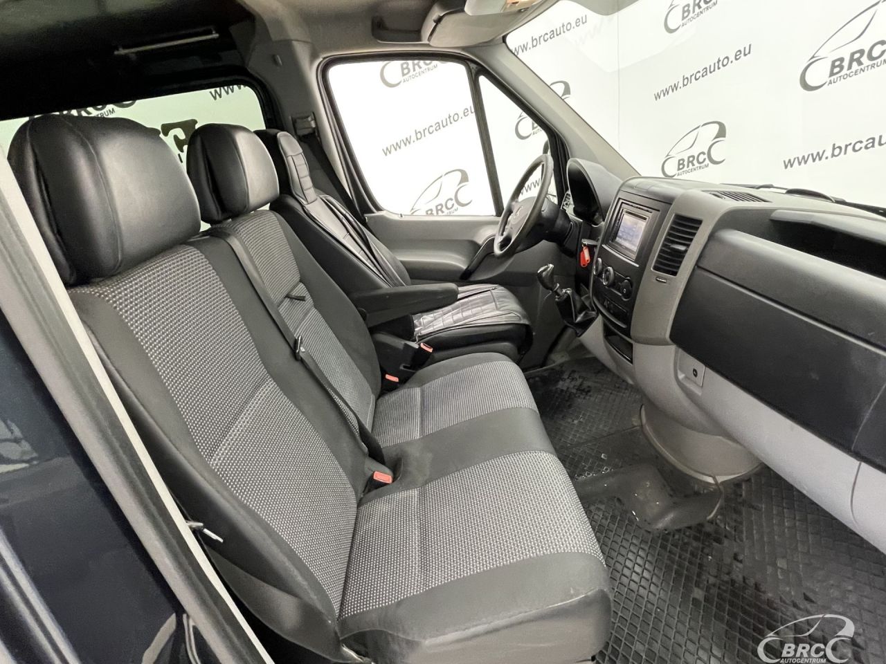 Mercedes-Benz Sprinter | 4