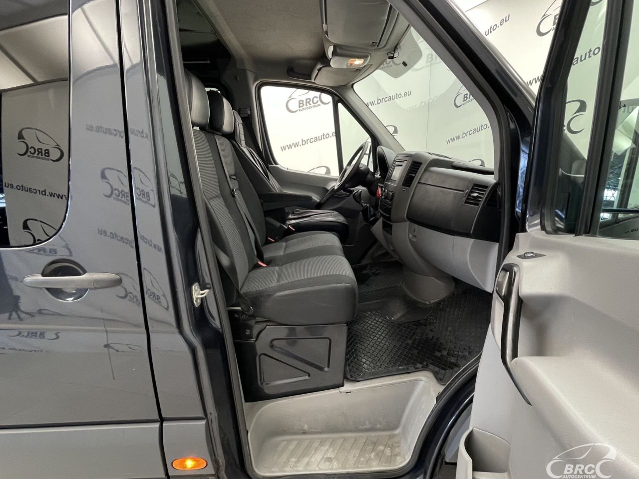 Mercedes-Benz Sprinter | 3