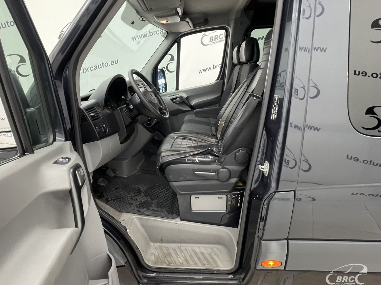 Mercedes-Benz Sprinter | 21