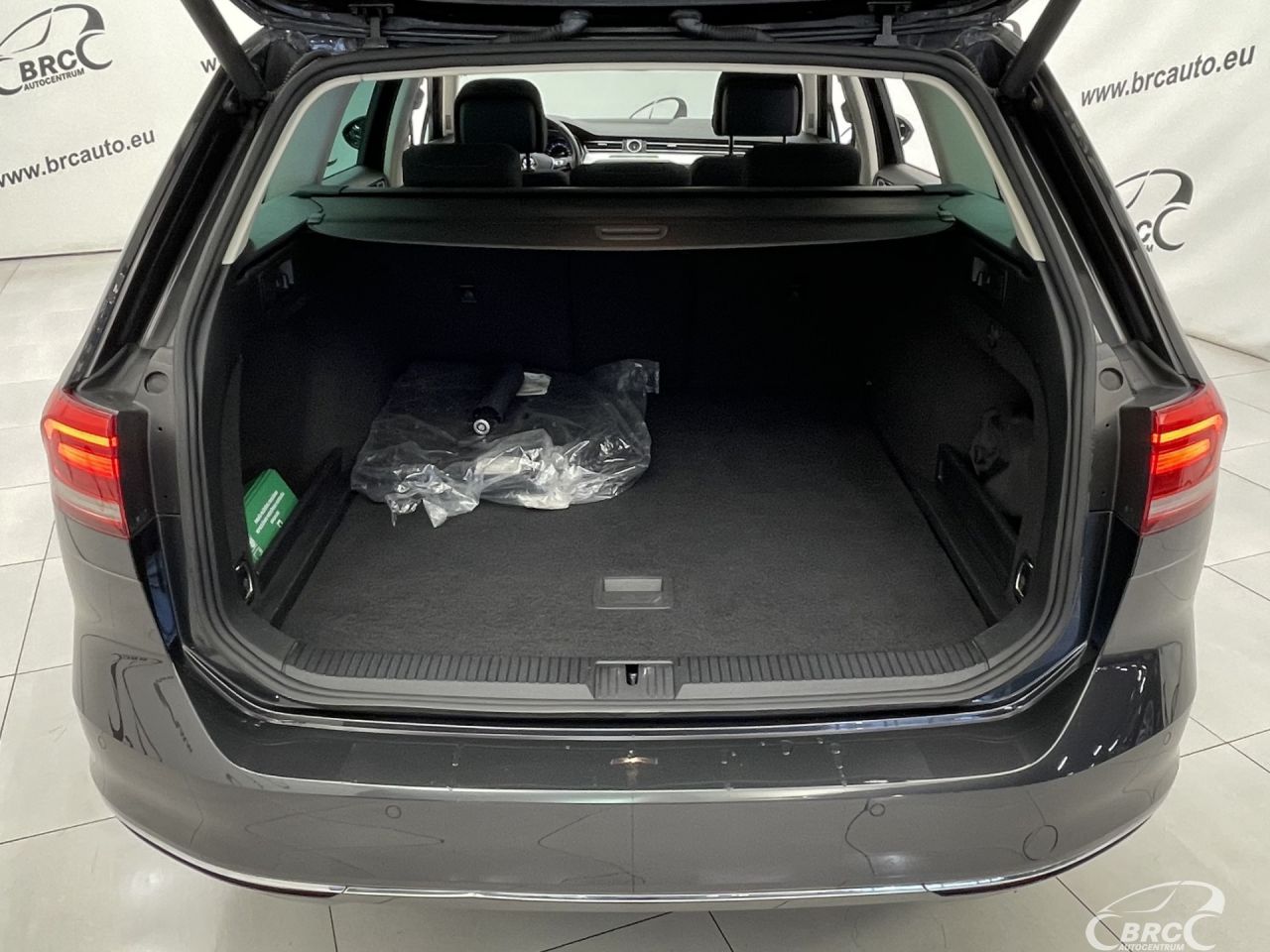 Volkswagen Passat | 38