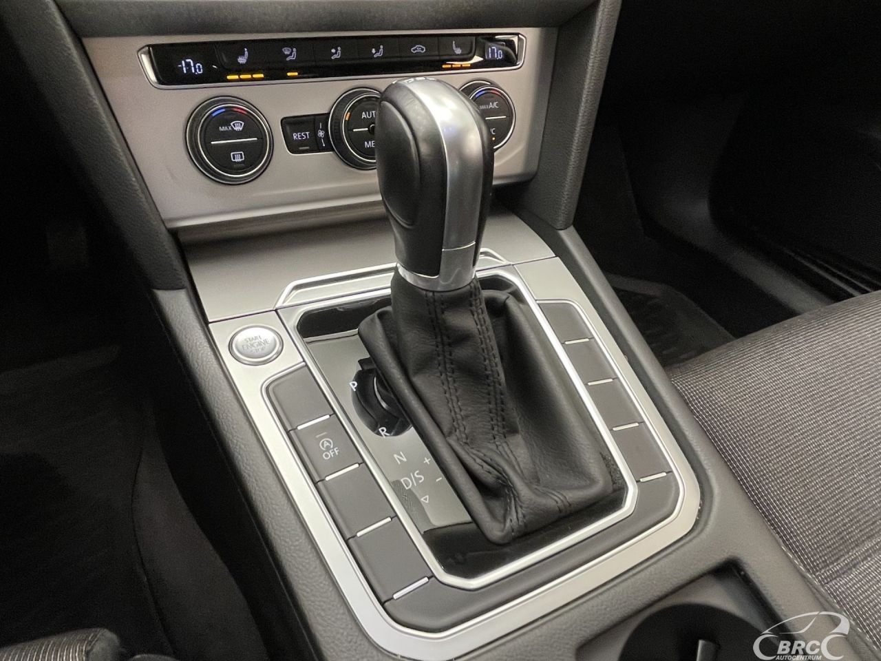 Volkswagen Passat | 23