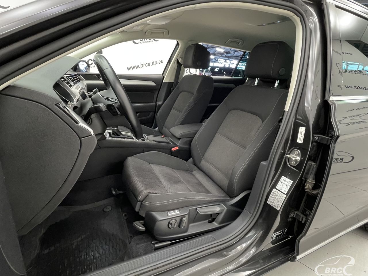 Volkswagen Passat | 21