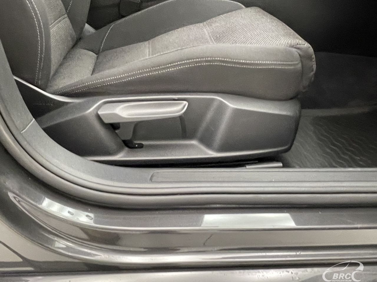 Volkswagen Passat | 4
