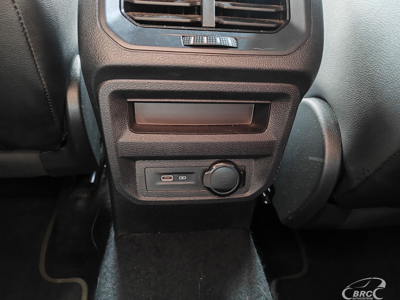 Volkswagen Tiguan | 15