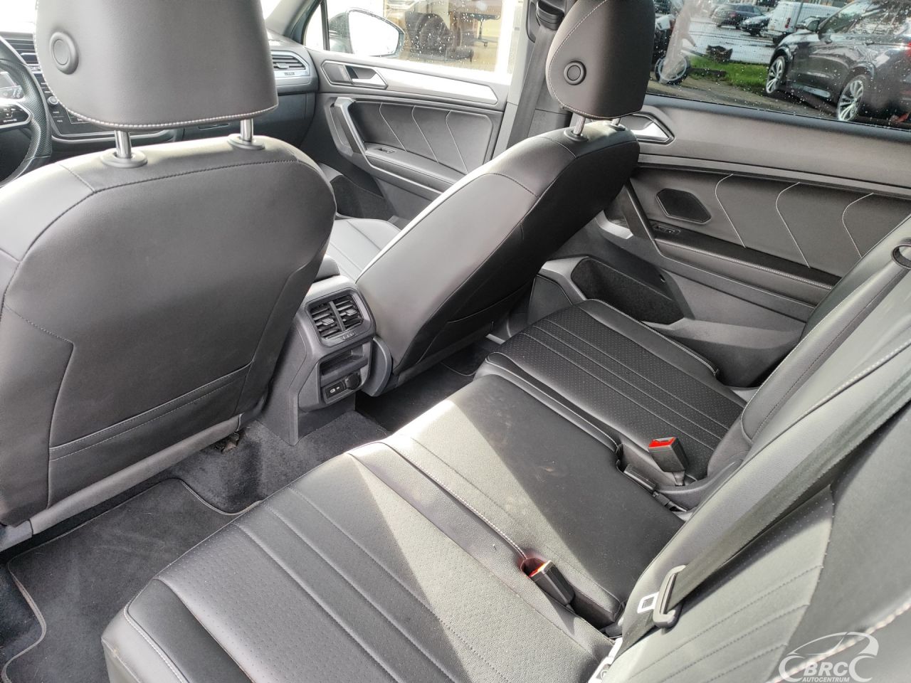 Volkswagen Tiguan | 52