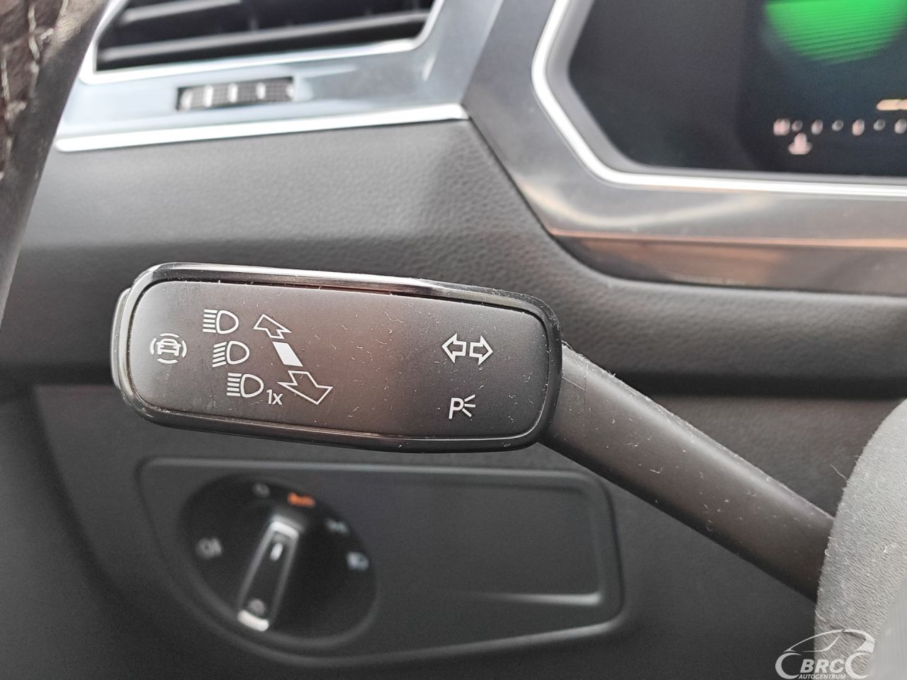 Volkswagen Tiguan | 25