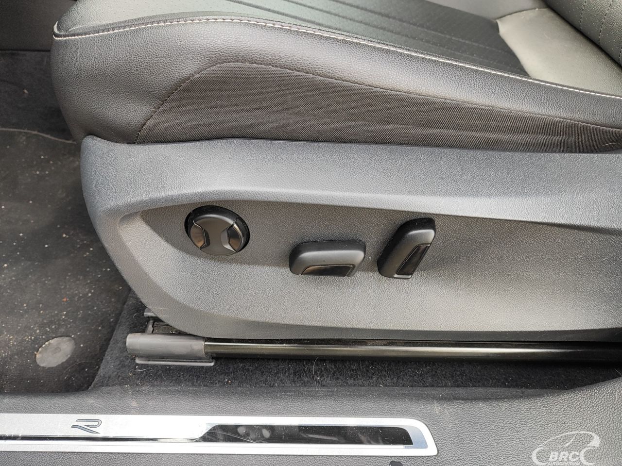 Volkswagen Tiguan | 21