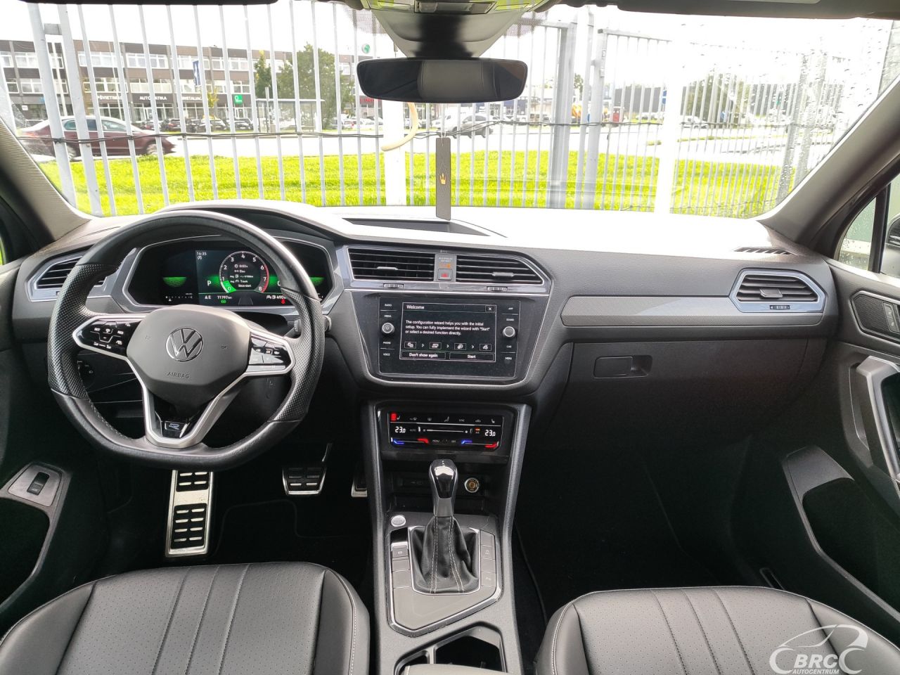 Volkswagen Tiguan | 2