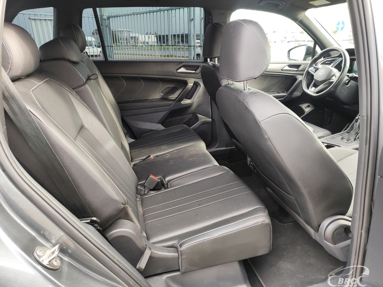 Volkswagen Tiguan | 9