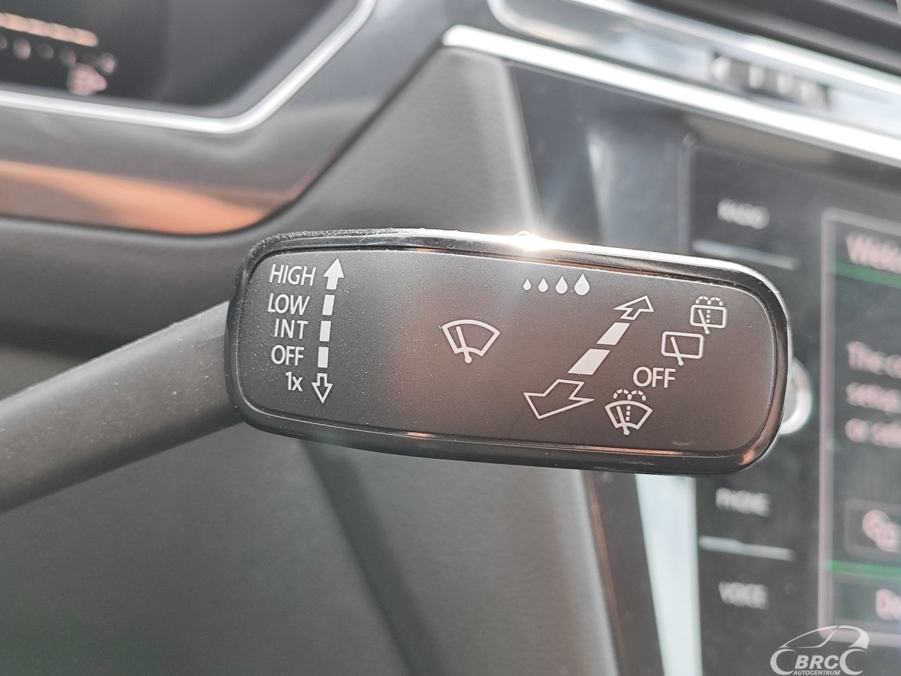 Volkswagen Tiguan | 29