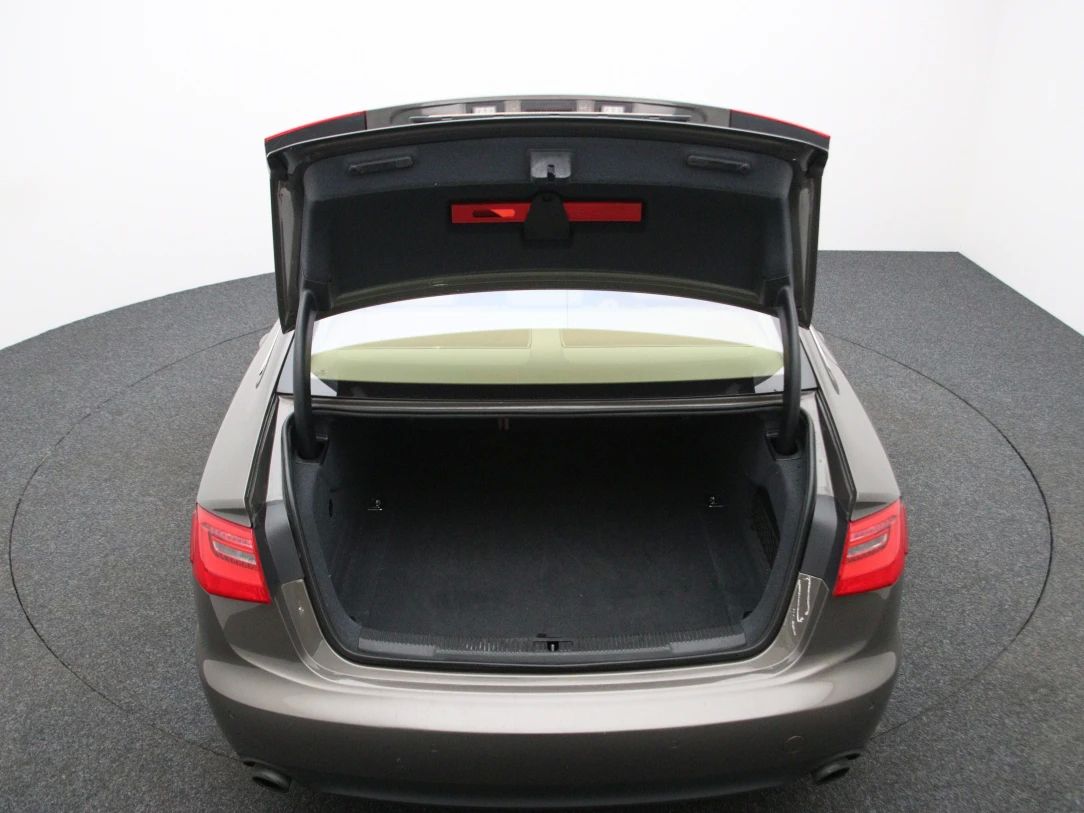 Audi A6 | 35
