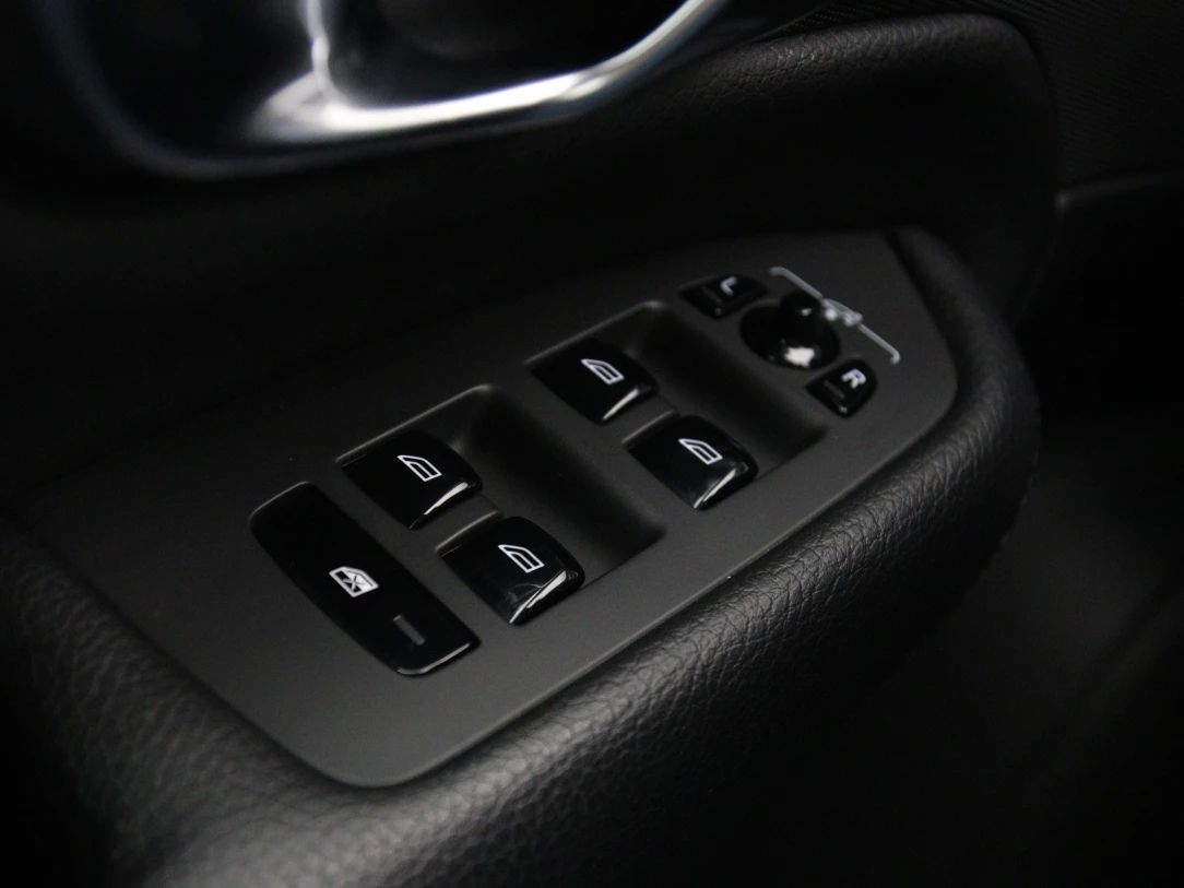 Volvo XC90 | 26
