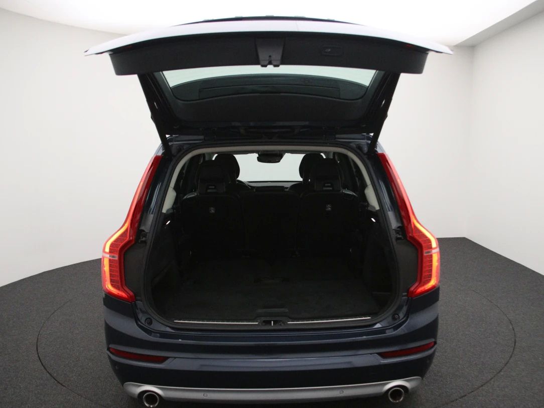 Volvo XC90 | 36
