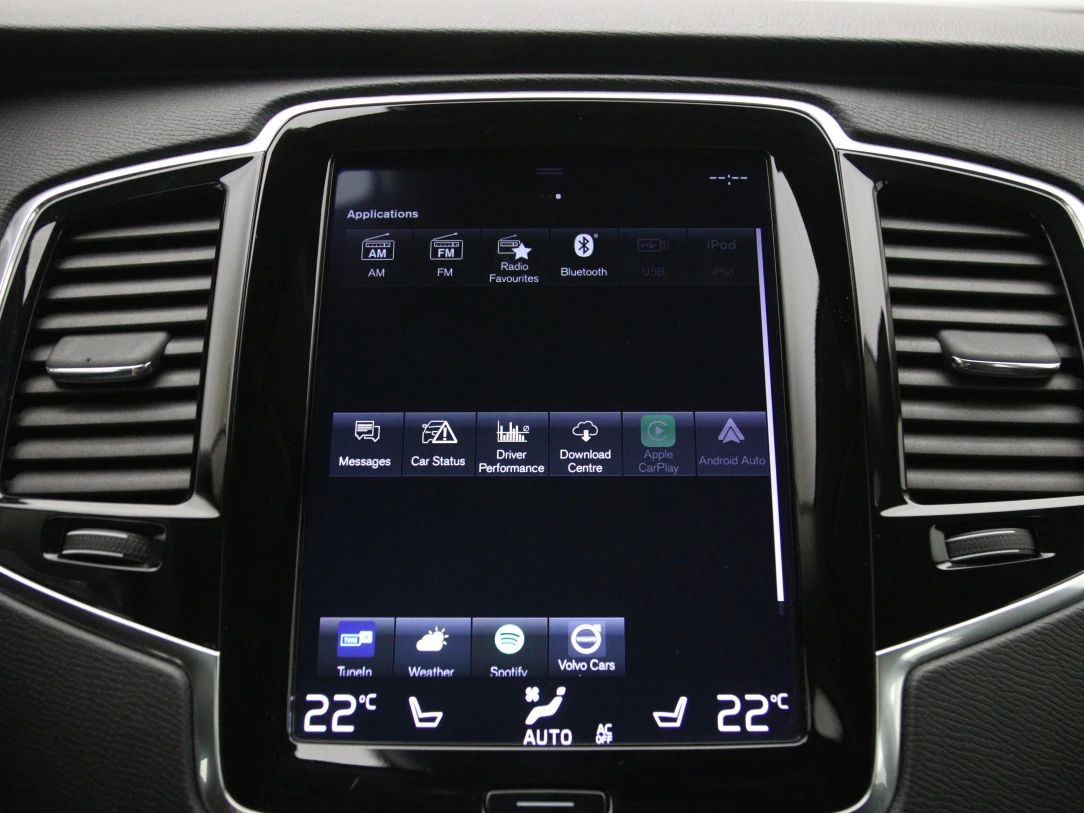 Volvo XC90 | 30