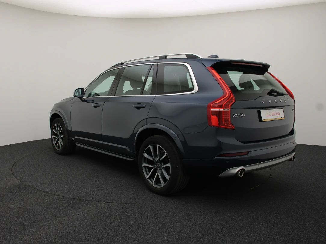 Volvo XC90 | 6