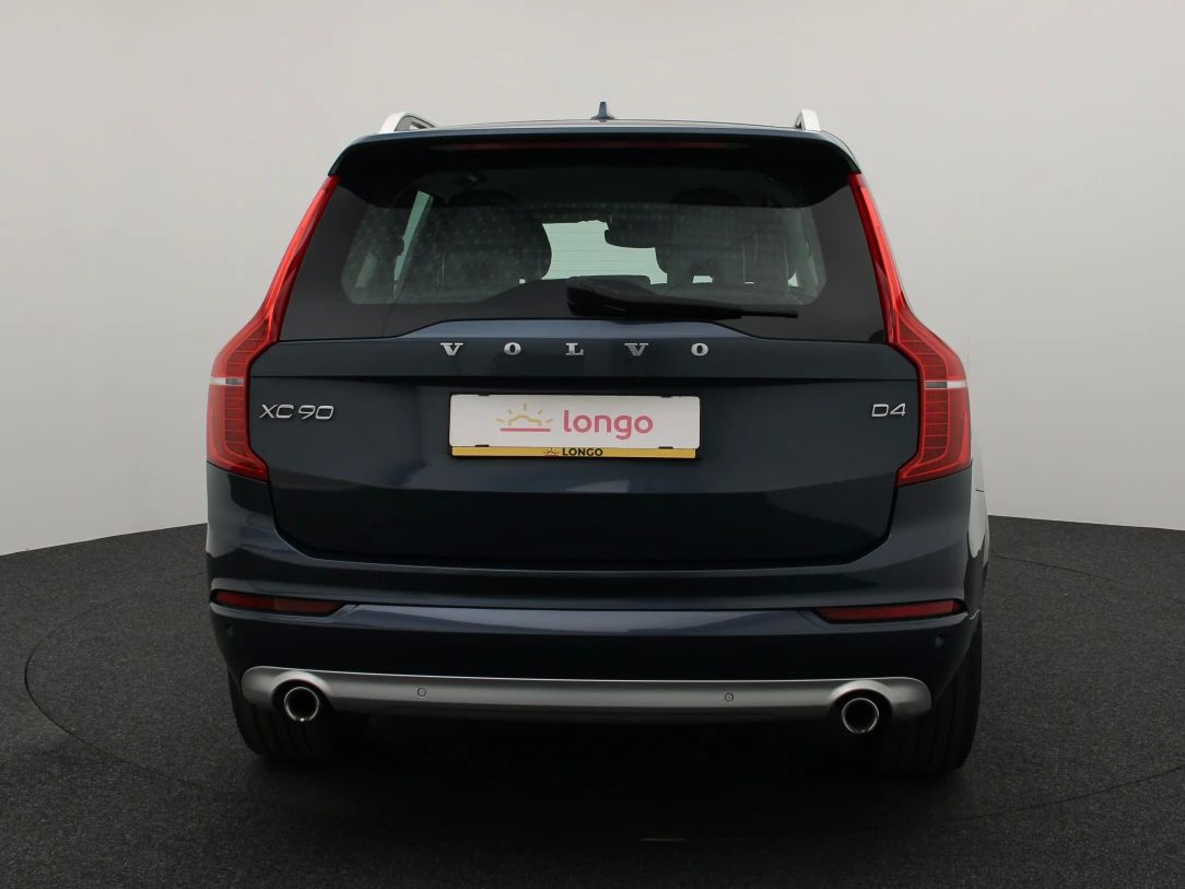 Volvo XC90 | 4