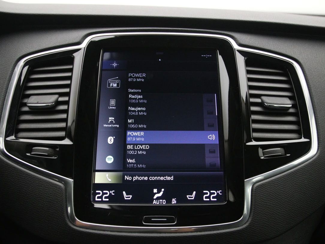 Volvo XC90 | 22