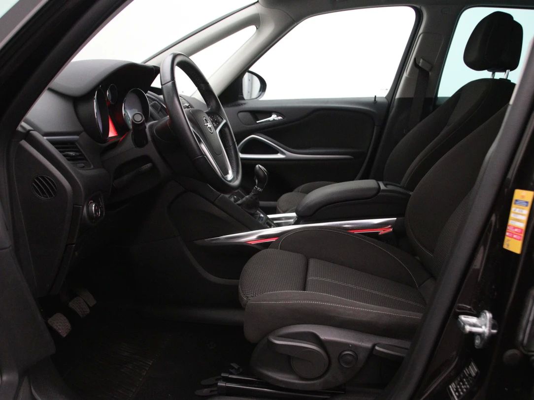 Opel Zafira | 3