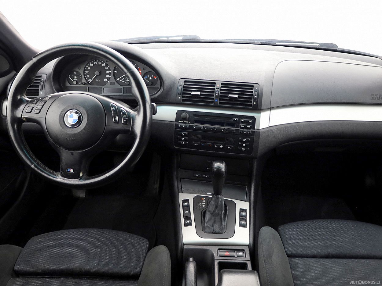 BMW 330 | 4