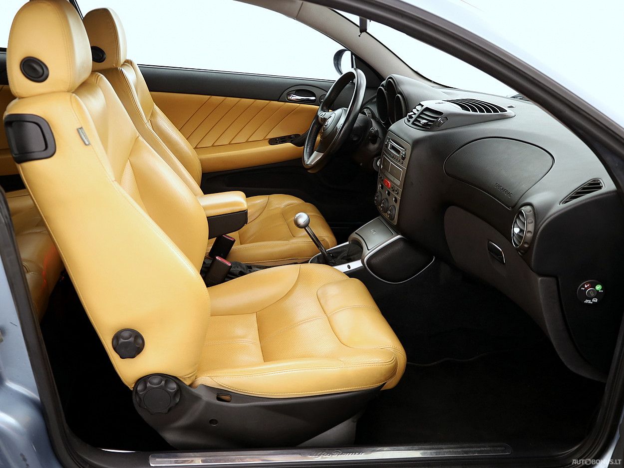 Alfa Romeo GT | 5