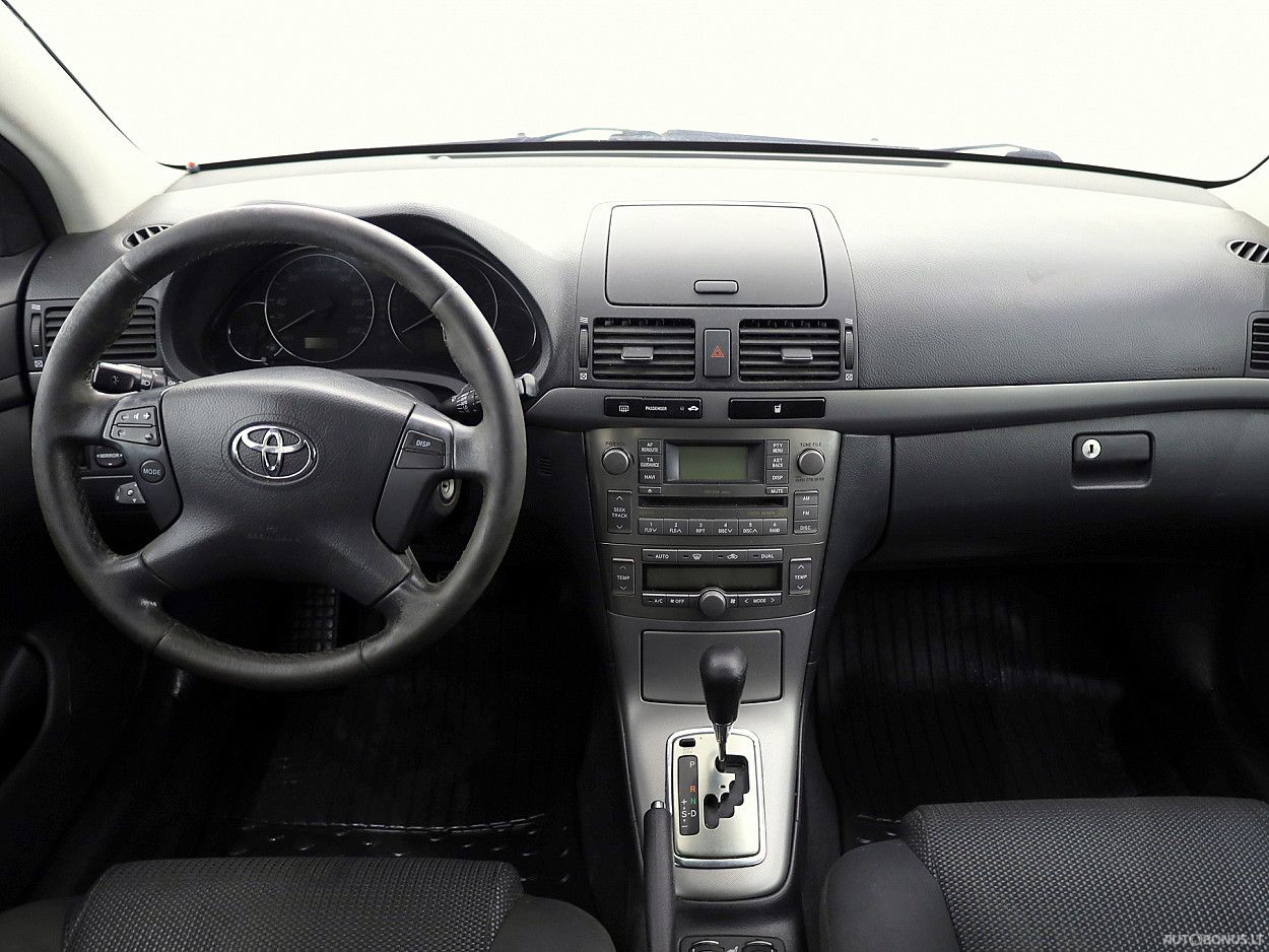 Toyota Avensis | 4