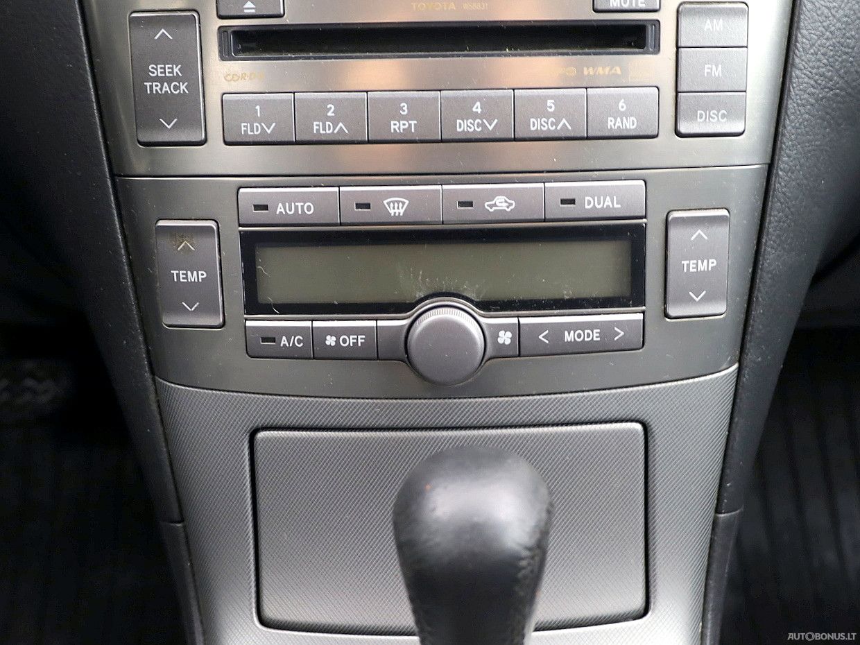 Toyota Avensis | 7