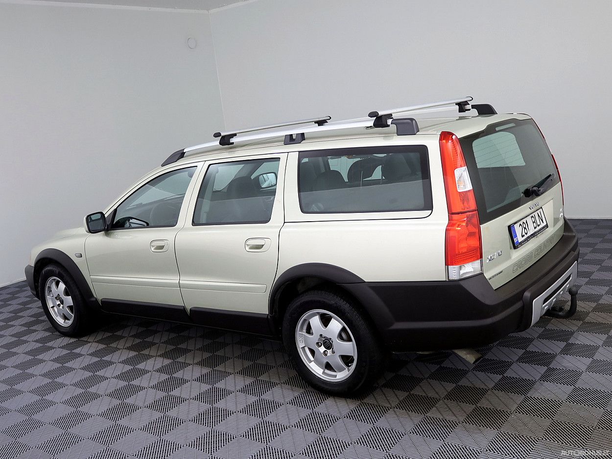 Volvo XC70 | 3